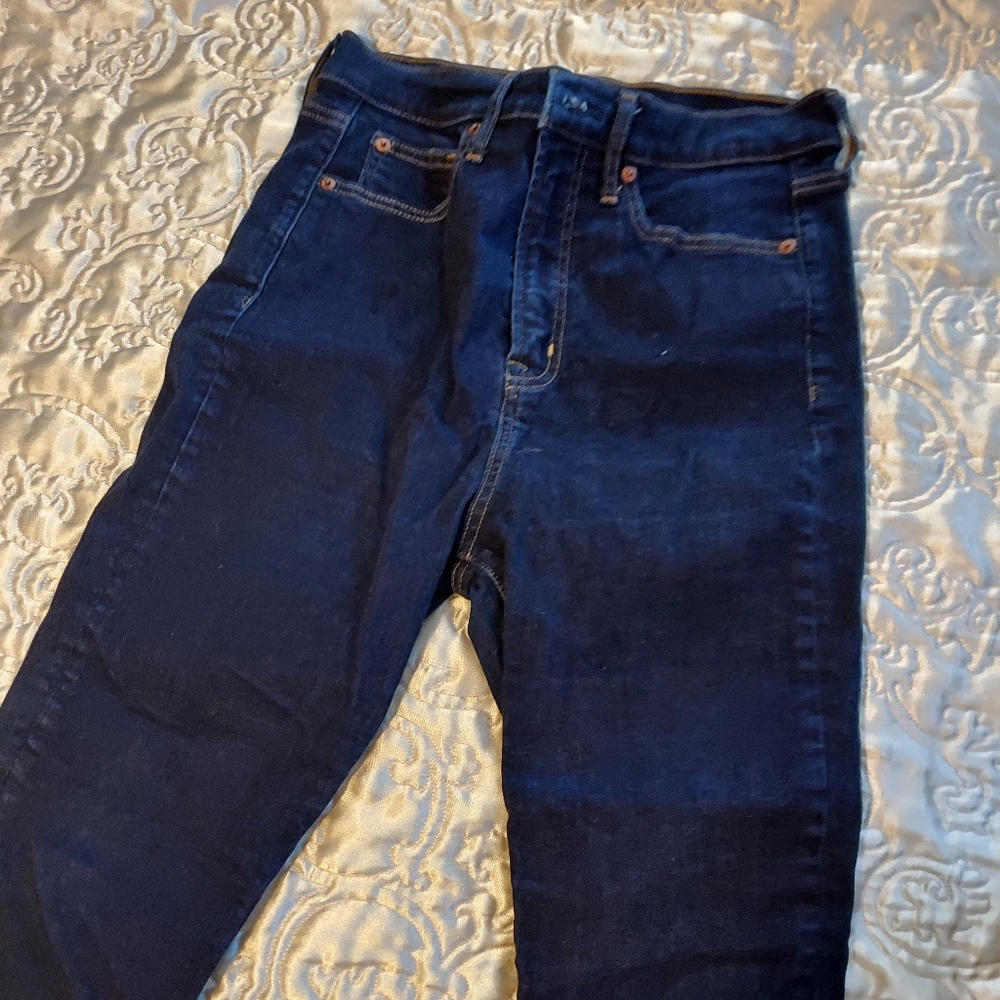 Gap High-Waisted Jeans